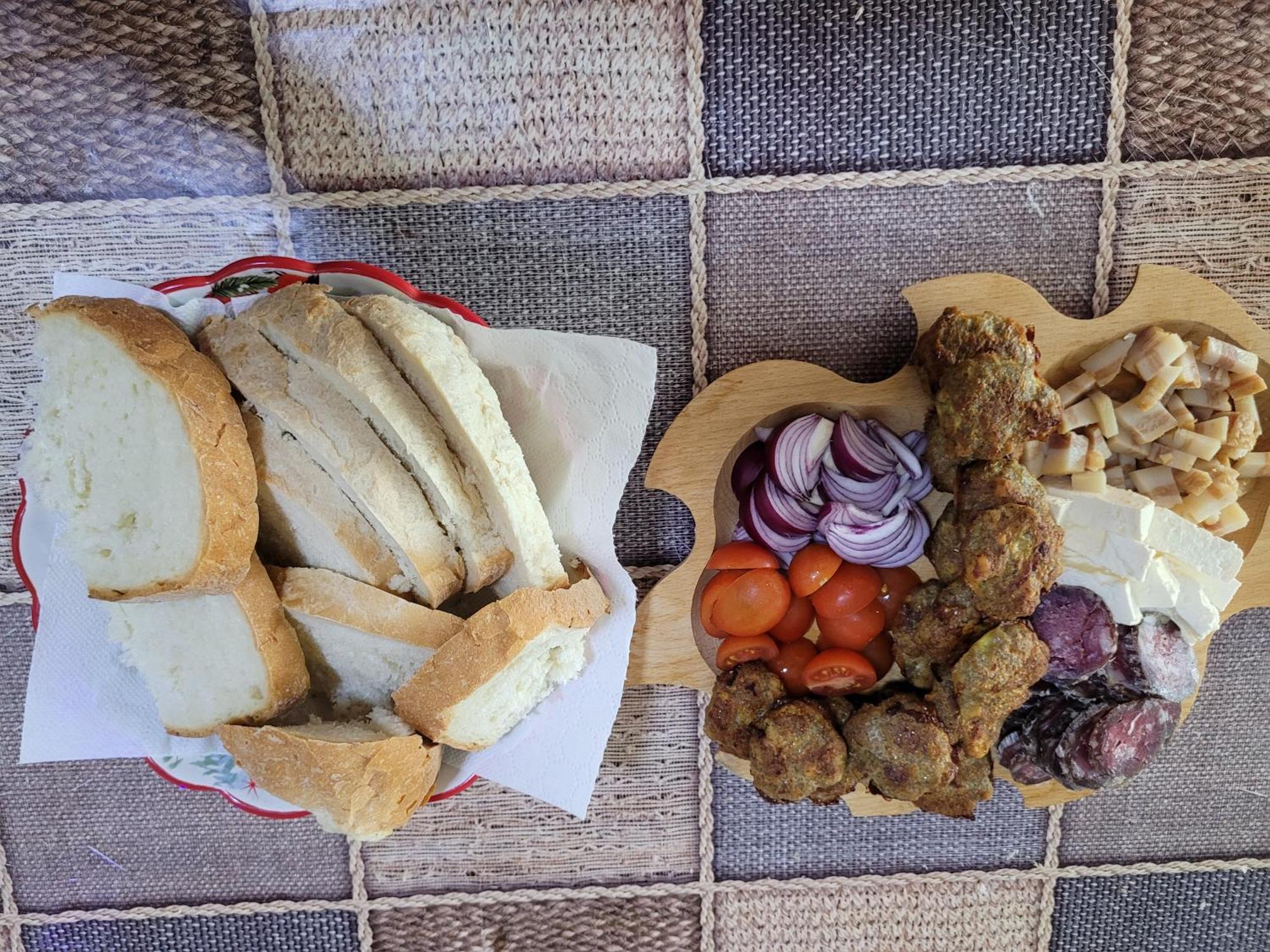 Vila La Izvorul Putinei Haţeg Quarto foto